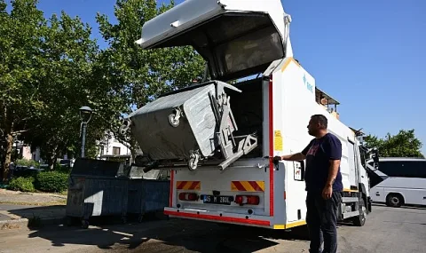 Manisa'da Halk Sağlığı İçin Konteynerlerde Kapsamlı Temizlik ve İlaçlama
