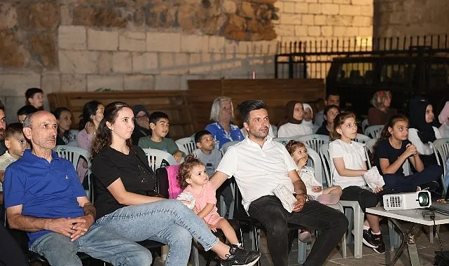 Osmangazi'de Yaz Filmleri Tarihi Surların Gölgesinde Seyirciyle Buluştu