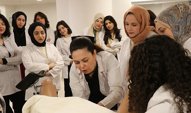 Sağlık Sektöründe Yapay Zeka ve Dijitalleşme Yeni Kariyer Dönemi Başlattı