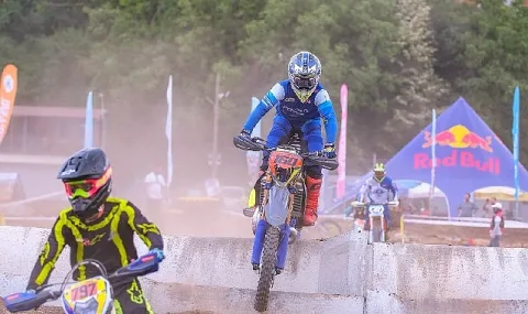 Süper Enduro Şampiyonası Kocaeli'de Başladı, Başkan Büyükakın Start Verdi