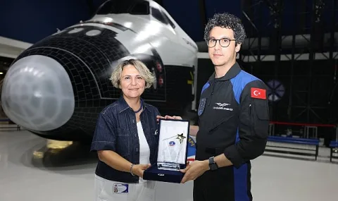 Türkiye'nin İkinci Astronotu Atasever, Uzay Kampı'nda Gençlere İlham Verdi