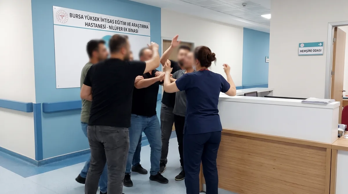 Yine Sağlıkta Şiddet: Hemşire Darp Edildi
