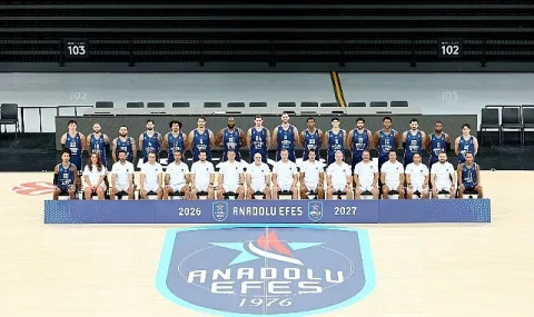 Anadolu Efes, Yeni Sezon Öncesi Medya Günü'nde Güçlü Kadrosunu Tanıttı