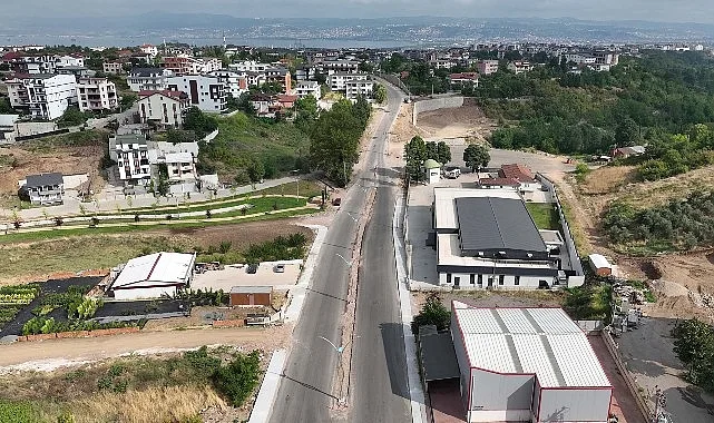 Başiskele'de Hoca Ahmet Yesevi Caddesi Genişletme Çalışmaları Hızla Sürüyor