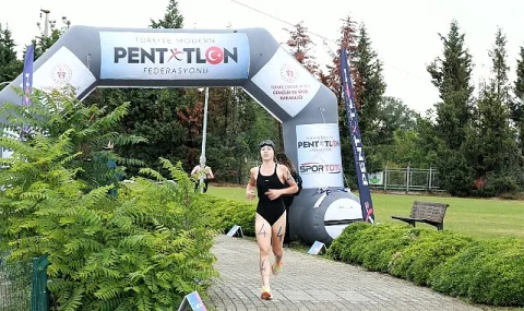 Bursa'da Triathle Şampiyonası Heyecanı: 249 Sporcu Dünya Vizesi İçin Ter Döktü