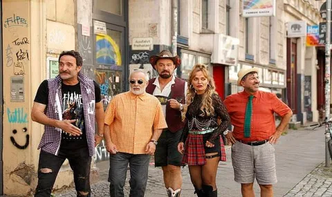 Çakallarla Dans 8: Şututgart Çıkarması Filminin Afişi Yayınlandı