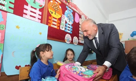 Canik'te Birinci Sınıf Öğrencilerine Kapsamlı Çanta ve Kırtasiye Desteği