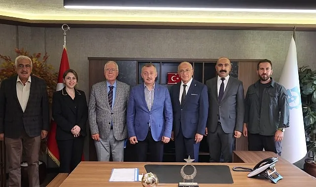 Cem Vakfı'ndan Başkan Büyükakın'a Derince Cemevi İçin Teşekkür Ziyareti
