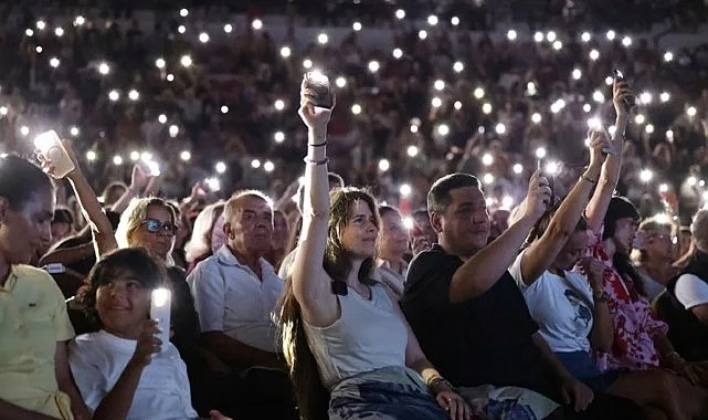 Çeşme Festivali, İki Günlük Yoğun Programla Coşku ve Birliktelikle Tamamlandı