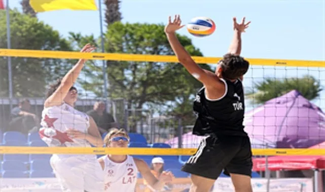 Foça, 2026 CEV U18 Avrupa Plaj Voleybolu Şampiyonası'na Ev Sahipliği Yapıyor