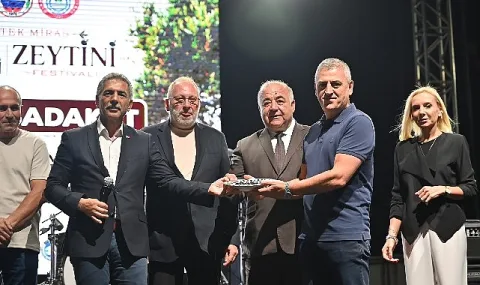 Gemlik Zeytini Festivali'nde Rekor Satış: 1 Kilo Zeytin 77 Bin Lira