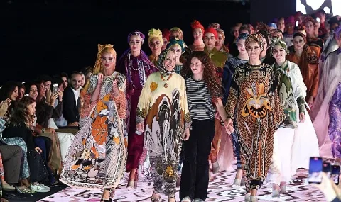 İmannoor Moda Resitali Galataport İstanbul'da Ünlüleri Buluşturdu