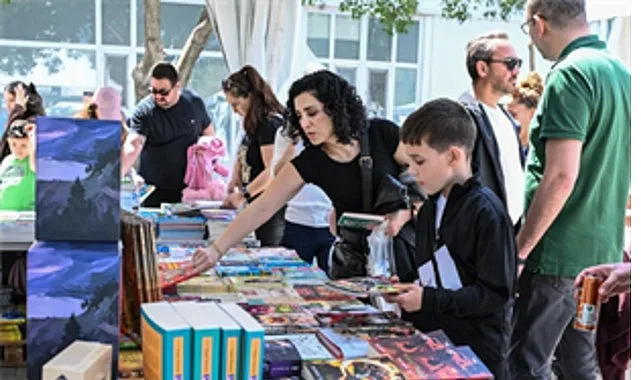 İzmir, 8. İZKİTAP Fuarı ile Dokuz Gün Boyunca Edebiyatla Buluşacak