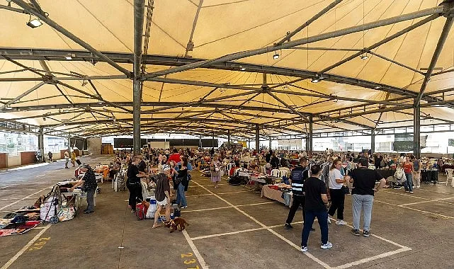 İzmir Büyükşehir Belediyesi İkinci El Pazarları Birinci Yılını Tamamladı