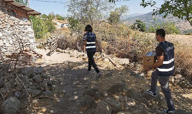 İzmir Büyükşehir, Kırsalda Sosyal Destek İçin Kapıları Çalıyor