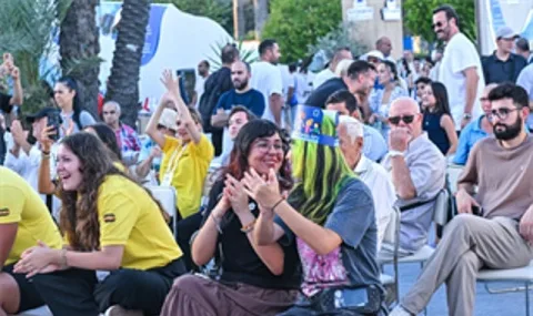 İzmir Fuarı'nda Gençler Mesleki Deneyimleri Dinledi, Dünya Kültürleri Tanıtıldı
