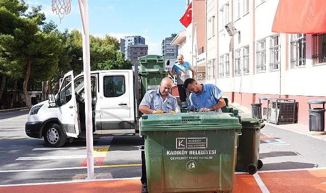 Kadıköy'deki 115 Okul Yeni Eğitim Yılına Hazırlanıyor: Kapsamlı Bakım Başladı