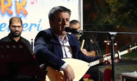 Keçiören'in Mahallelerinde Park Konserleri Coşkusu Devam Ediyor