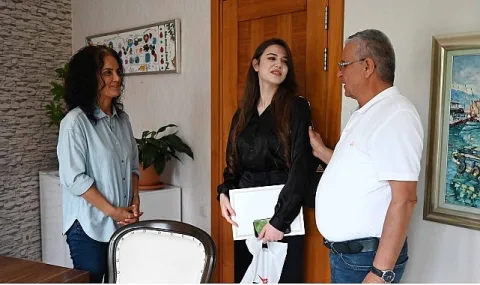 Kemer Belediyesi Desteğiyle Mimarlık Yolculuğunu Tamamlayan Akyürek'ten Teşekkür
