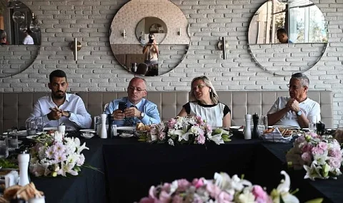 Kemer'de Milli Tenisçiler Yetiştirecek Akademi Projesi Başladı