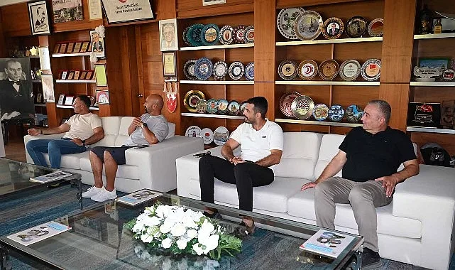 Kemer Su Sporları Sektörünün Sorunları Başkan Topaloğlu'na Aktarıldı