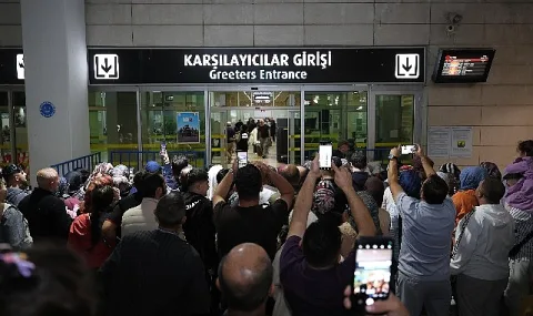 Konya Büyükşehir Vefa Umresi İkinci Kafilesi Kutsal Topraklardan Döndü