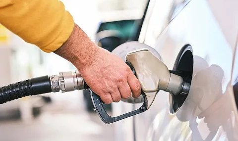 Motorin 100 TL'yi Aşarken: Zam Öncesi Akaryakıt Satışı Durduruldu İddiası