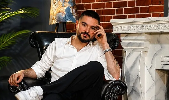 Onur Bertaraf, 'Küllerimden' ile Geçmişiyle Hesaplaşıp Yeniden Doğuyor