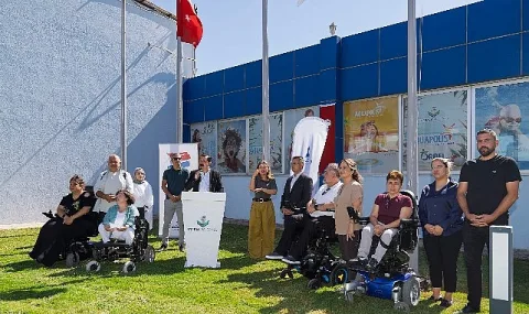 Torbalı Aquapolis Yüzme Havuzu, İzmir'in 100. Kırmızı Bayrak Sahibi Tesisi Oldu