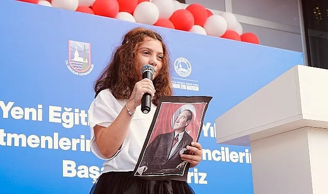 Üsküdar'da Yeni Eğitim Yılı Başladı: İlk Ders Zili Şadıman Polat Çebi İlkokulu'nda Çaldı