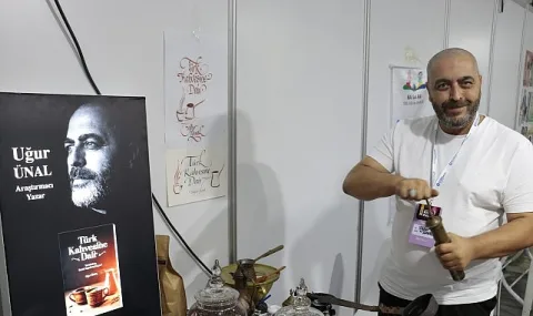 16. Kocaeli Kitap Fuarı'nda Türk Kahvesi Kültürü Canlandırıldı