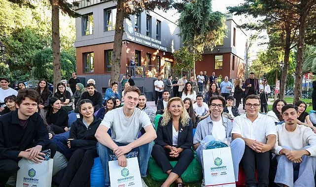 Bakırköy Belediyesi Etüt Merkezi'nden YKS'de Yüksek Başarı Kutlaması