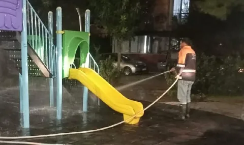 Burhaniye'de Temizlik Ekipleri 7/24 Görevde
