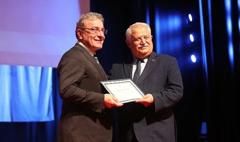 DEÜ'de Akademik Etik ve Sorumluluk Konferansı
