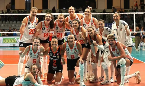 Eczacıbaşı Peron İstanbul, Sultanlar Ligi'nde Sezonu Geri Dönüşle Açtı