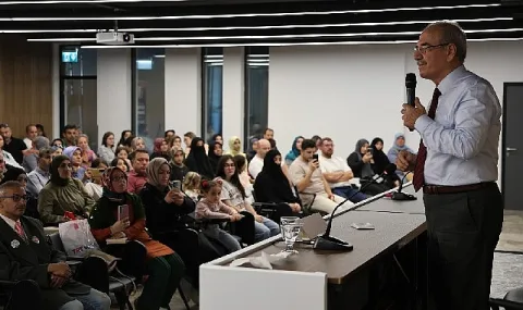 Eğitimci Halit Ertuğrul'dan Kocaeli'de Aile ve Gençlik Eğitimi Vurgusu