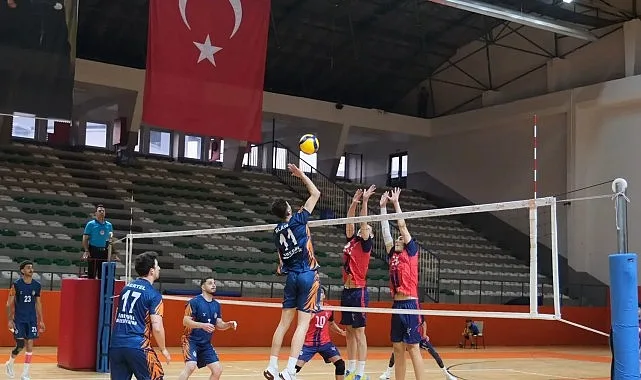 İnegöl Belediyespor'dan 5'te 5: Lig Liderliği Sürüyor