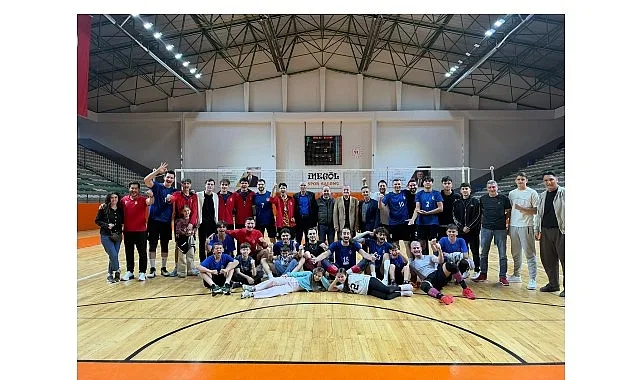 İnegöl Belediyespor, Voleybol 2. Ligi'nde Galibiyet Serisini Sürdürüyor