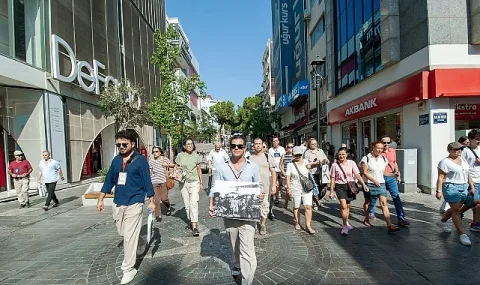 Karşıyaka'da Atatürk'ün İzinde Tarihi Yolculuk