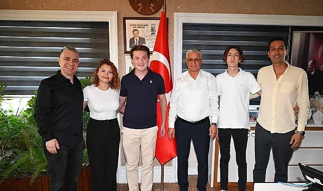 Kemer'de Bisiklet Sporuna Destek Vurgusu: Başkan Topaloğlu'na Nezaket Ziyareti