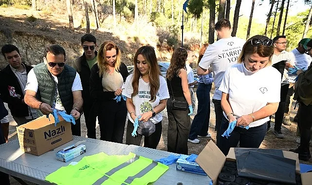 Kemer'de Çalış Tepesi'nde büyük çevre temizliği