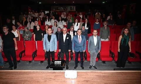 Kemer'de Eğitim Desteği: Başkan Topaloğlu Velilerle Buluştu