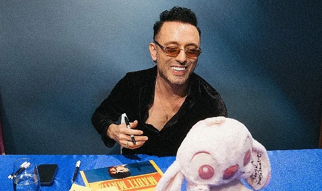 Mabel Matiz Aklıselim Plak İmza Günü 5 Saat Sürdü