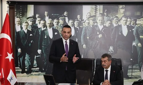 Milli Eğitim Bakanı Tekin'den Çiğli'ye Önemli Ziyaret: Eğitimde İş Birliği Vurgusu