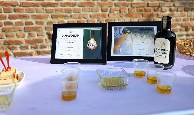 Mudanya’nın Ödüllü Zeytinyağı ve Çepni Fabrikası Tanıtıldı