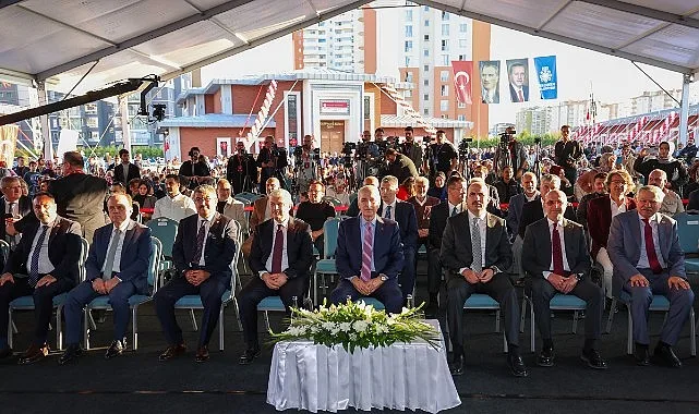 TBMM Başkanı Kurtulmuş, Konya Selçuklu'daki Yazır Mahalle Külliyesi Açılışında