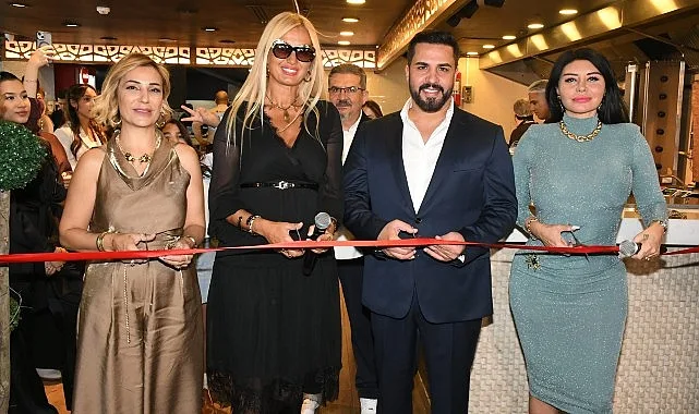 Ünlü İsimlerden Beylikdüzü Açılışında Aşk ve Erkek Tercihleri Üzerine Çarpıcı Sözler
