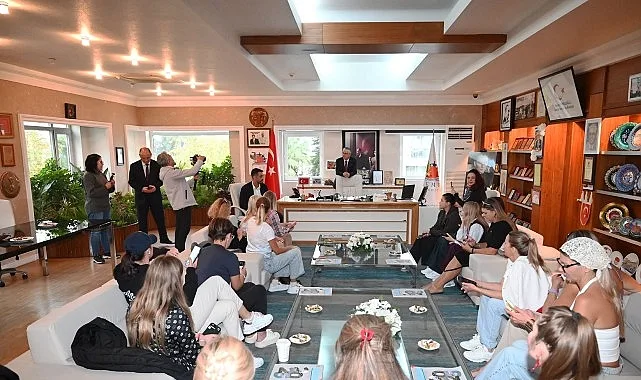 Yabancı Acenteler Kemer Turizmini İnceledi, Deniz Temizliği Açıklandı